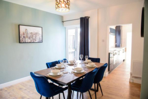 Stunning House - Sleeps 7 - 5 Mins walk to Lincoln High Street - Parking - Wifi